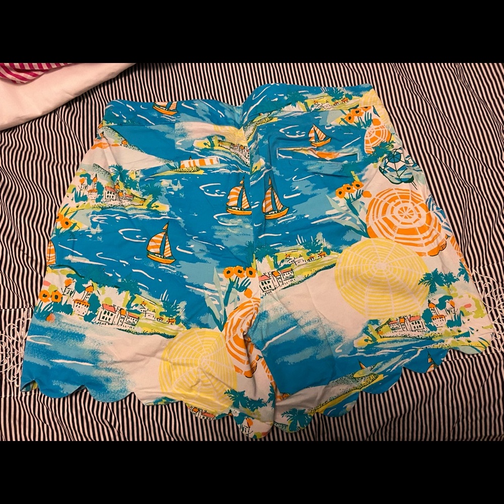 Crown & Ivy shorts